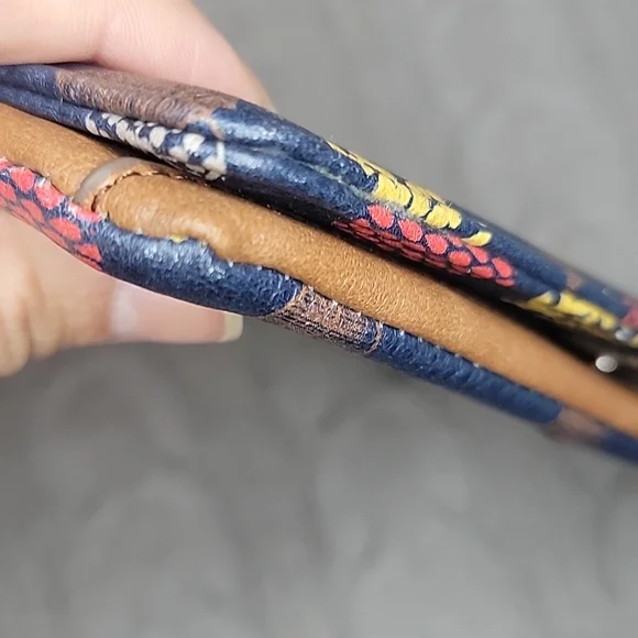 Relic Wallet - Picture 11 of 13